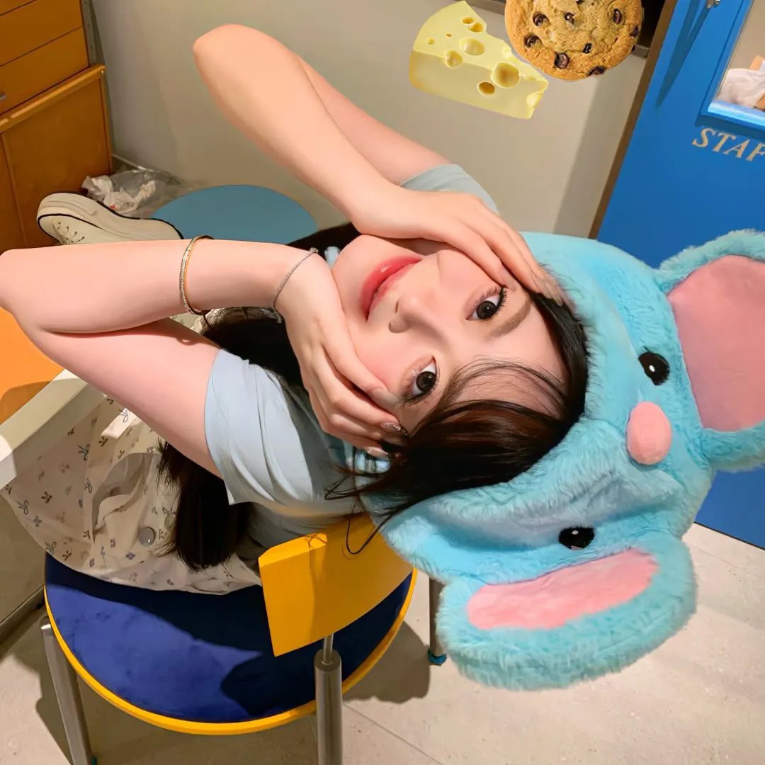 空母伊吹 海报